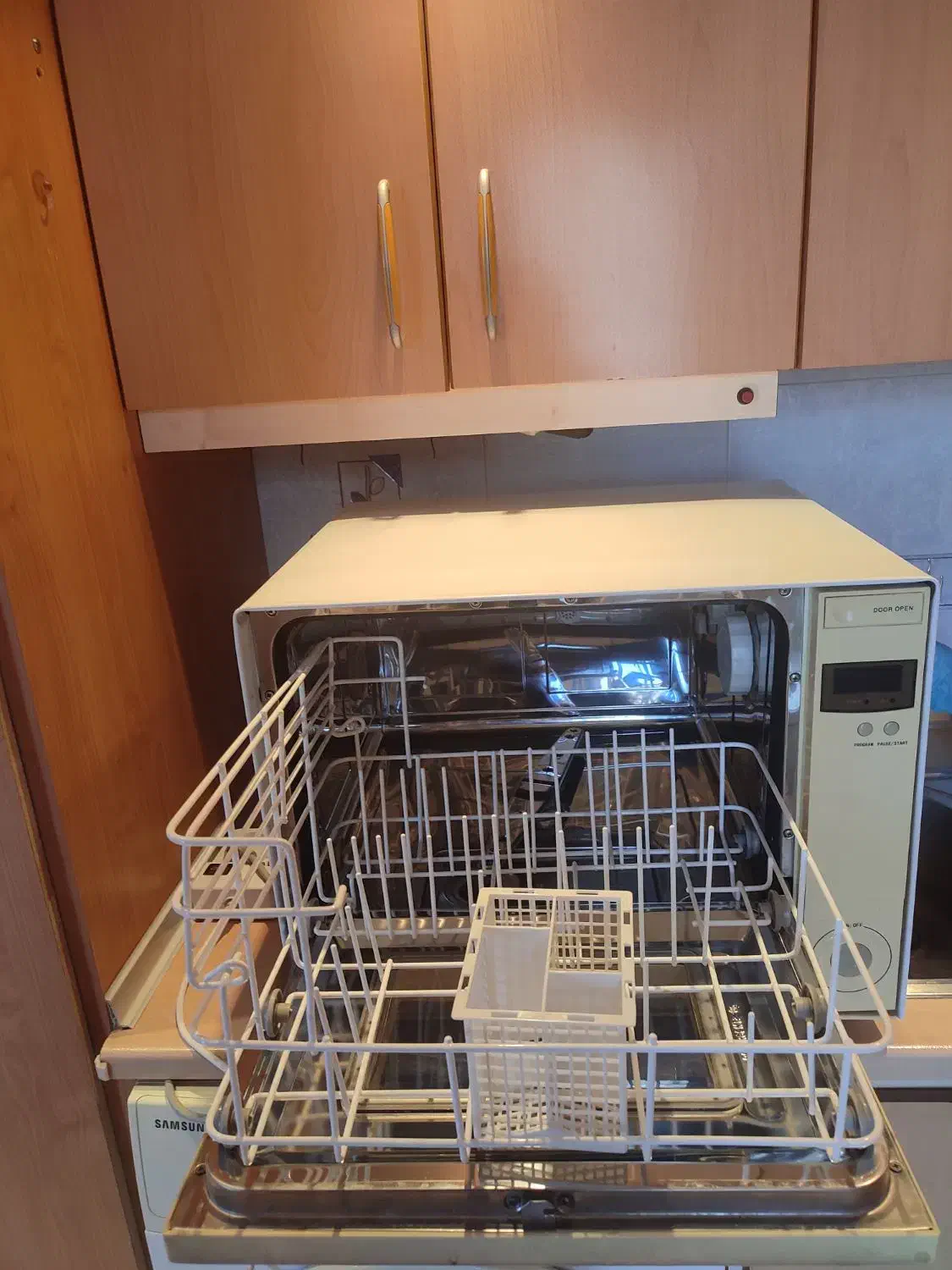 یکدستگاه ظرفشوئی شش نفره مارک BEEM|ماشین ظرفشویی|سنندج, |دیوار