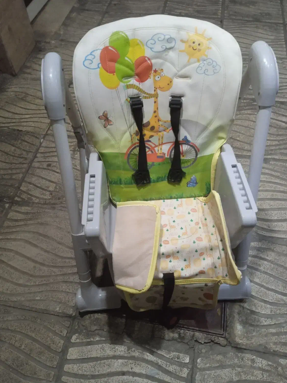 نهار خوری کودک|اسباب و اثاث بچه|تهران, امیریه|دیوار