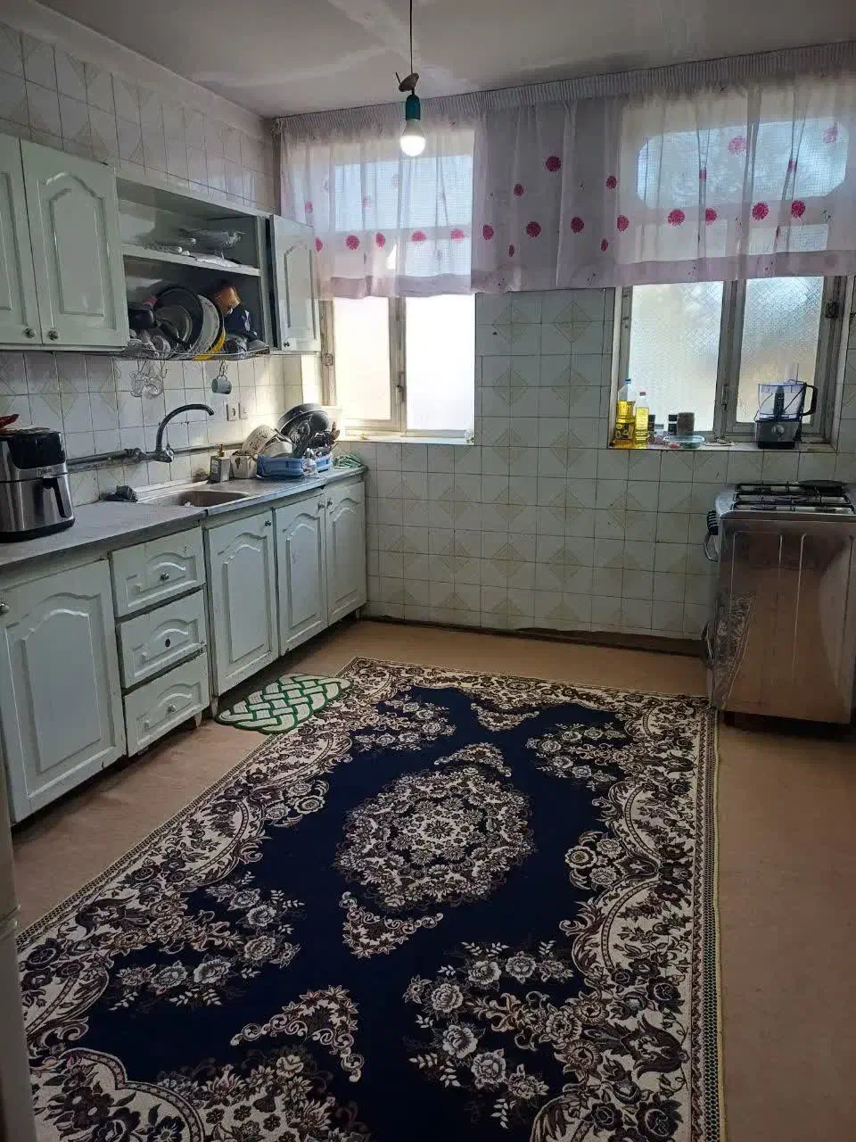 طبقه ی اجاره ای مبارزان 3|اجارهٔ آپارتمان|قائن, |دیوار