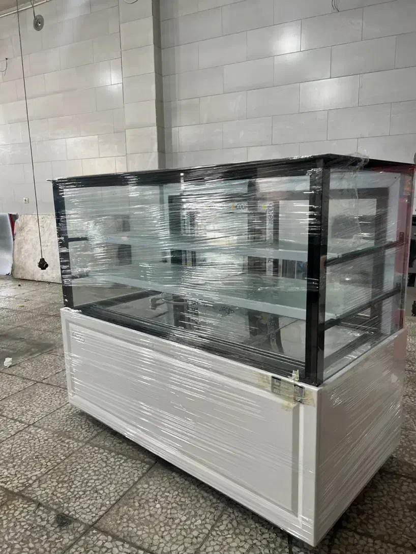 یخچال مکعبی قنادی|فروشگاه و مغازه|اصفهان, ارغوانیه|دیوار