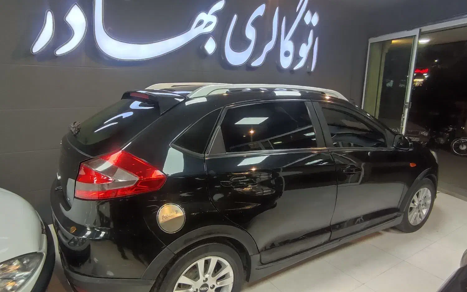 ام وی ام ۳۱۵ بی رنگ اسپرت۱۳۹۷.    اتوگالری بهادر|خودرو سواری و وانت|مشهد, شریف|دیوار