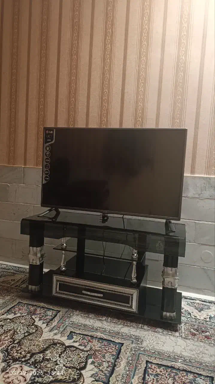 تلویزیون|تلویزیون و پروژکتور|پیشوا, |دیوار