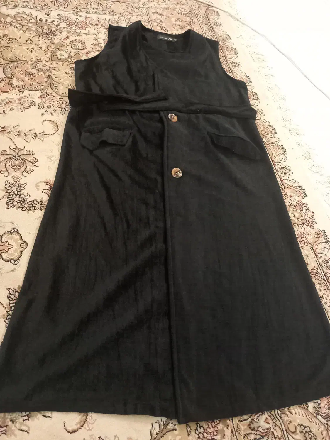 کت وسارافون|لباس|رشت, حمیدیان|دیوار