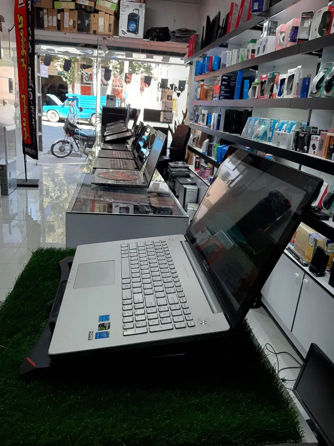 لپ تاپ ASUS i7 گرافیک مجزا ۴ گیگ GTX صفحه لمسی|رایانه همراه|خمین, |دیوار