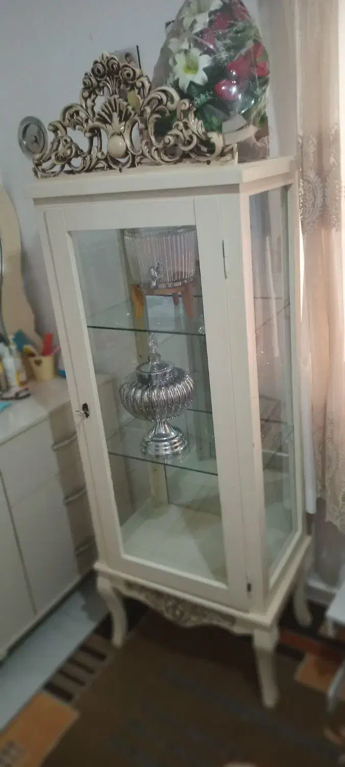 ویترین در حد نو سالمه چوب ام دی اف|بوفه، ویترین، کنسول|رشت, پل تالشان|دیوار