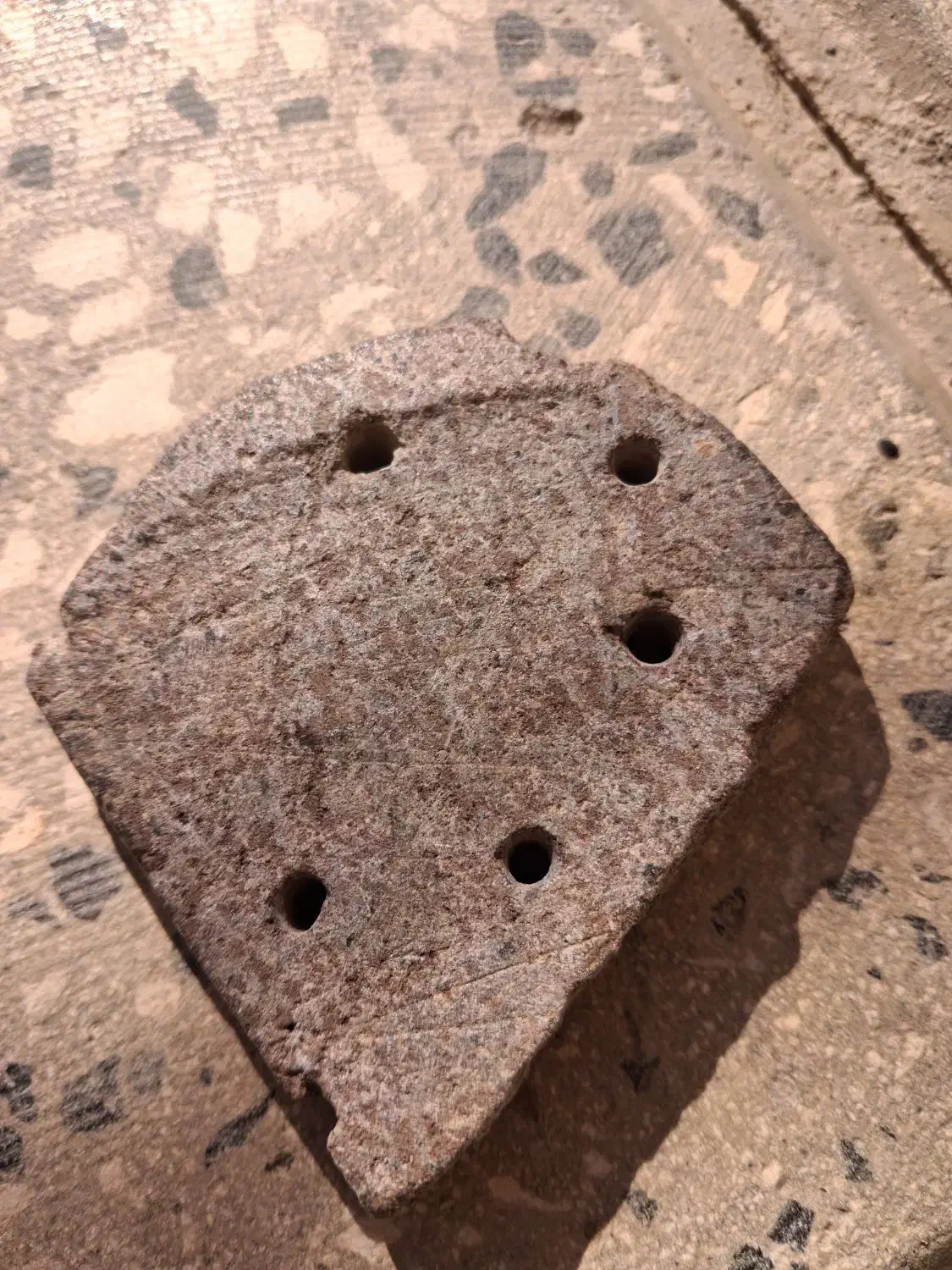 فروش دوقطبی سنگ مناسک زیارتی باستان|کلکسیون اشیاء عتیقه|ملکآباد, |دیوار