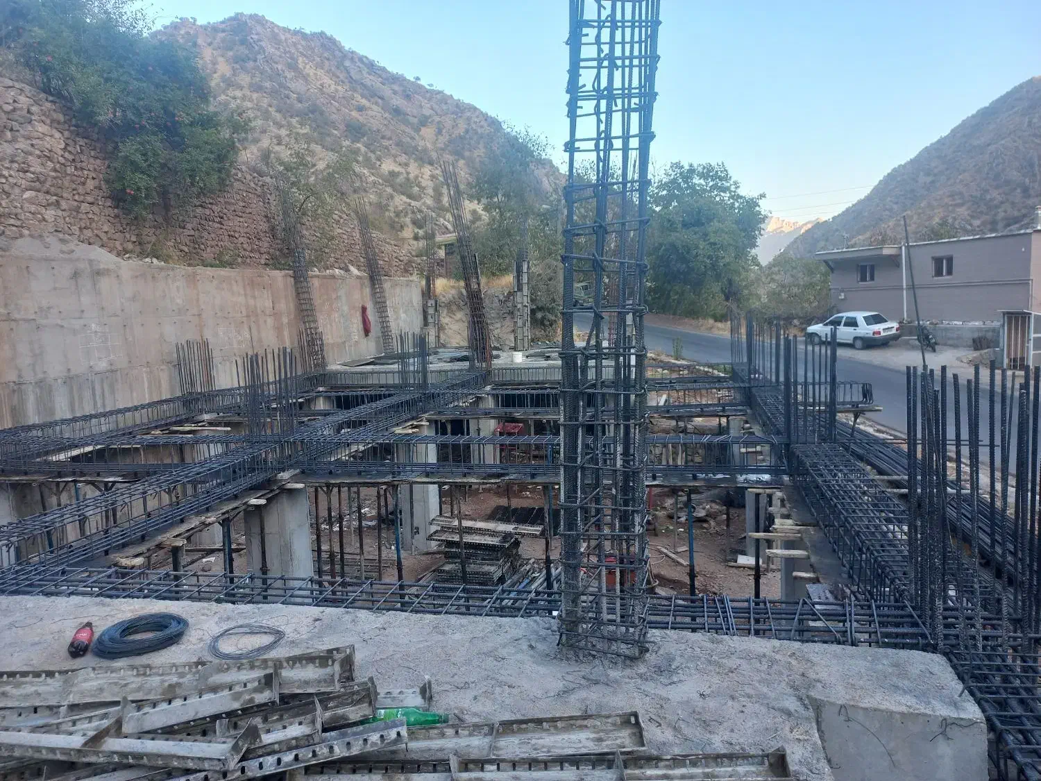 استخدام دوتا الموتر بند|استخدام معماری، عمران و ساختمانی|مریوان, |دیوار