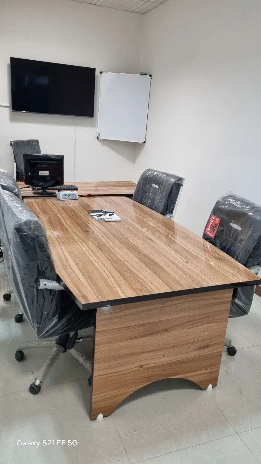 میز کار،اداری،کنفرانس|دفتر کار|کرمانشاه, |دیوار