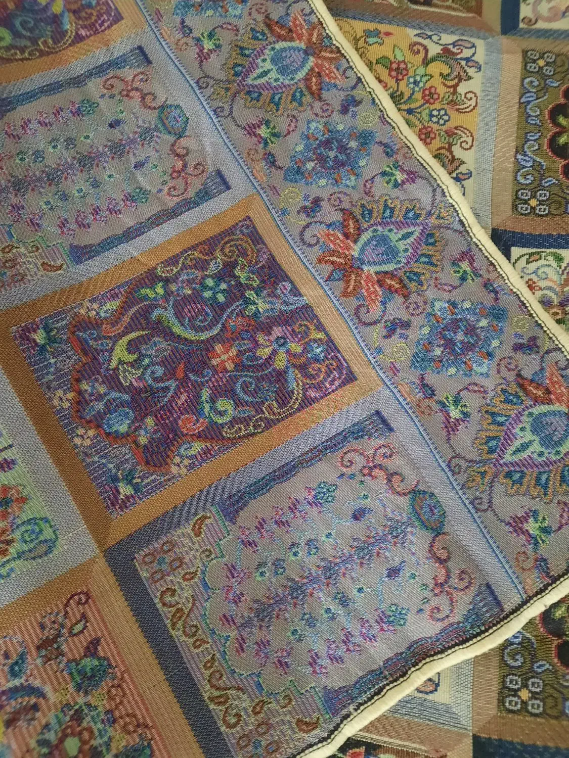 روفرشی ۹متری و۶متری|روفرشی|چهارباغ, |دیوار