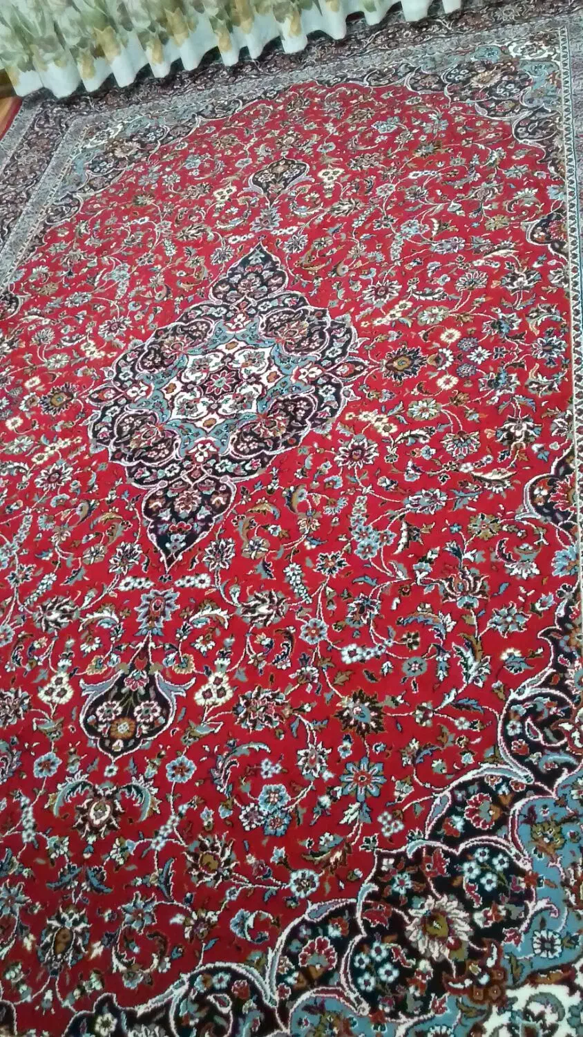 فرش 6متری کارکرده|فرش|رشت, کوی غلام نیا|دیوار