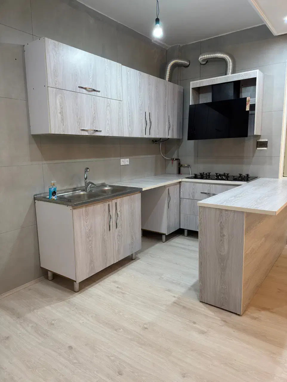 ۵۰ متر تک واحدی در خ طوس فروشی|فروش آپارتمان|تهران, آذربایجان|دیوار