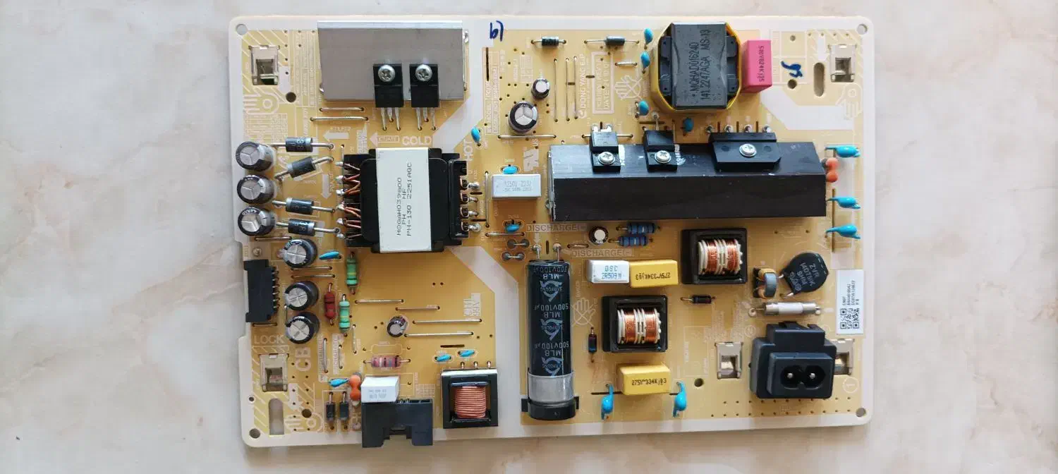 قطعات کاملاً سالم و تست شده تلویزیون سامسونگ|تلویزیون و پروژکتور|بوشهر, |دیوار