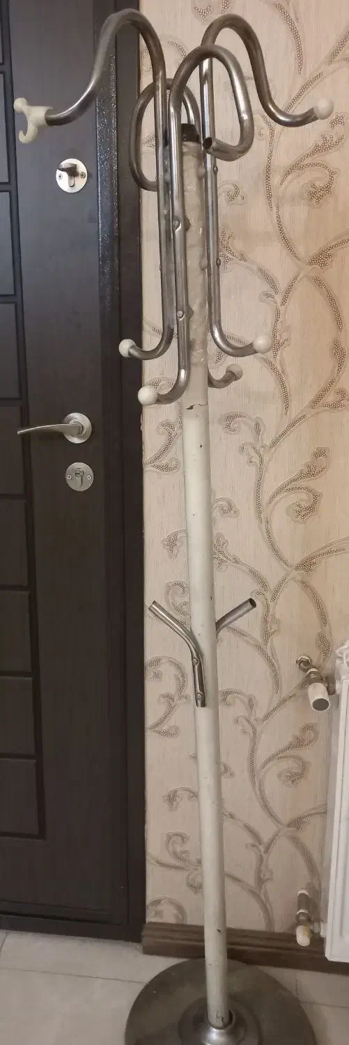 چوب لباسی ایستاده|بندرخت و رخت‌آویز|اراک, |دیوار