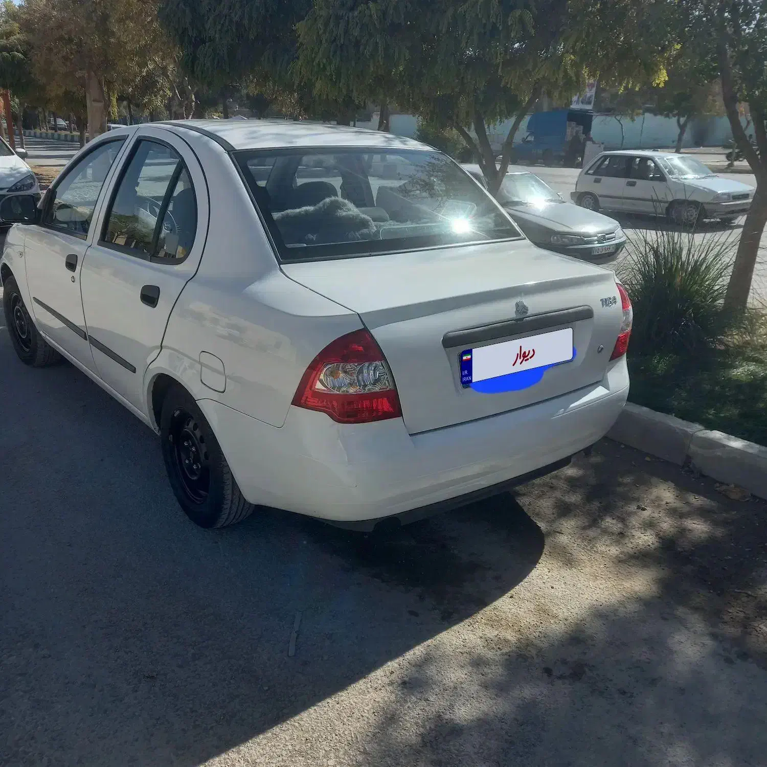 تیبا ۱ مدل ۴۰۰ خشک واقعی|خودرو سواری و وانت|کرمانشاه, |دیوار