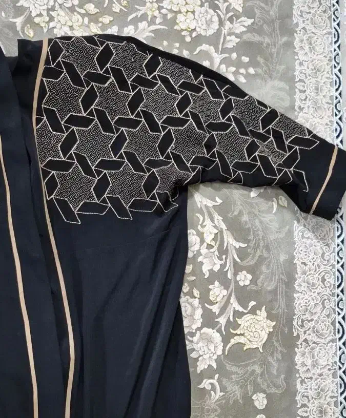 مانتو سایز ۴۶ تا ۵۰ مجلسی|لباس|قزوین, |دیوار