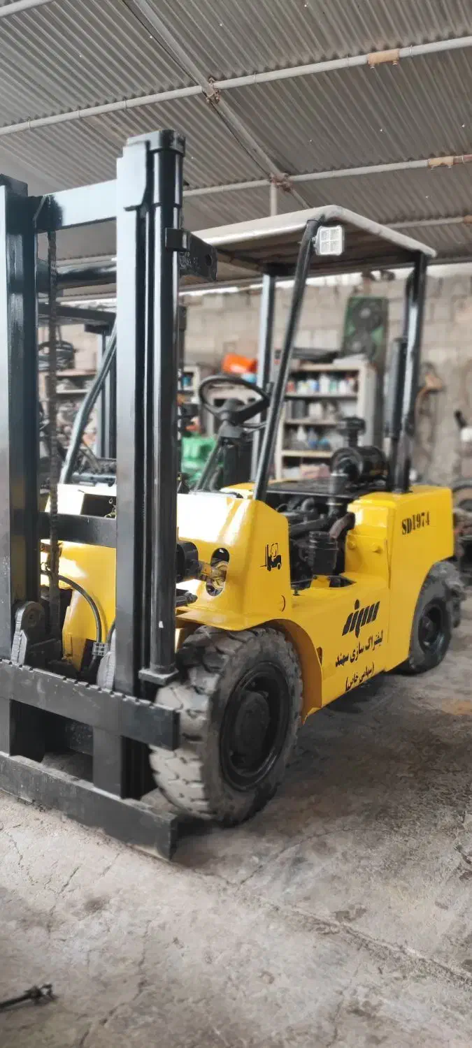 لیفتراک 4تن|خودرو سنگین|نجف‌آباد, شهدا|دیوار