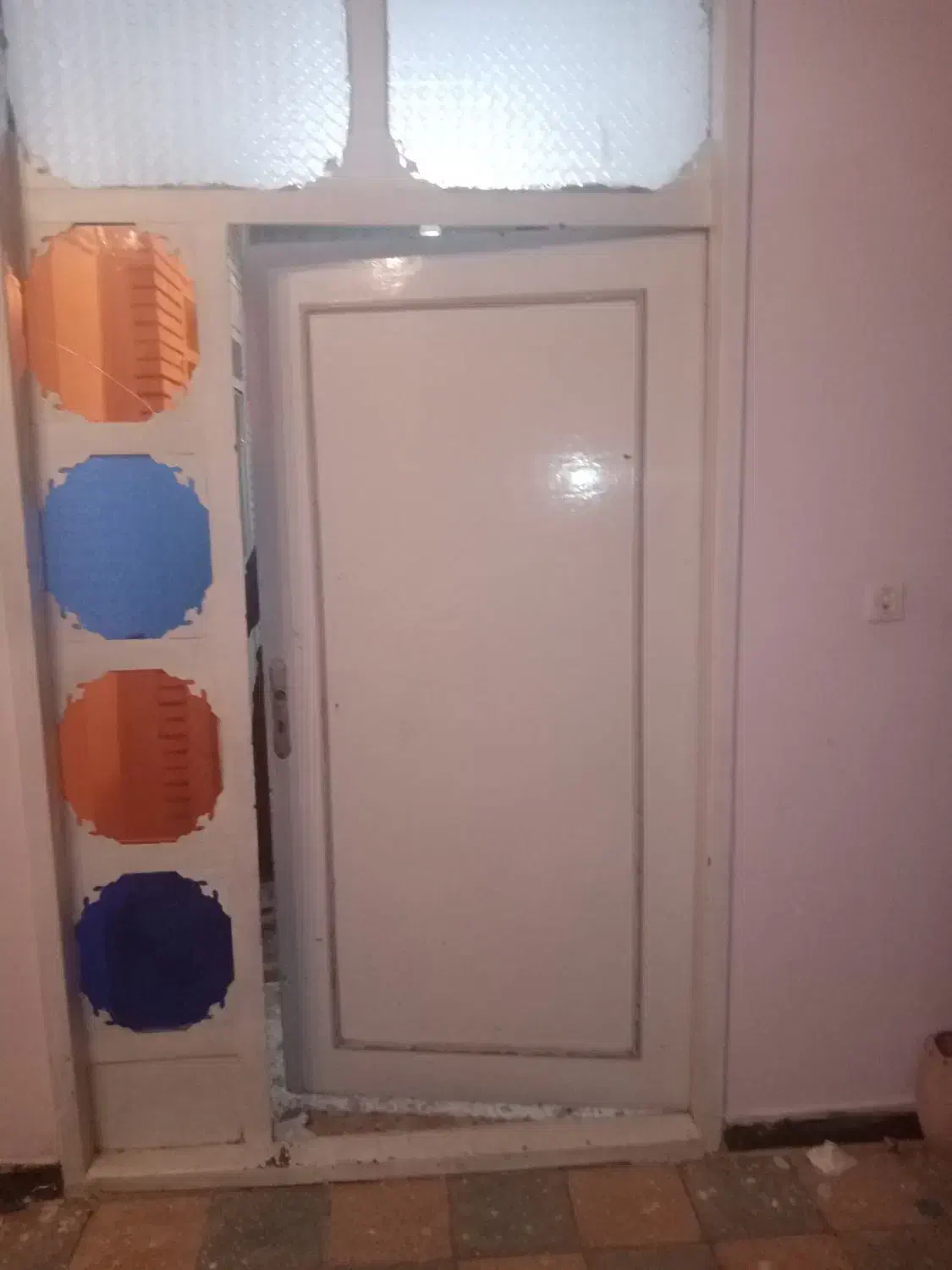 درب چوبی سالم سالم|مصالح و تجهیزات ساختمان|کرمان, |دیوار