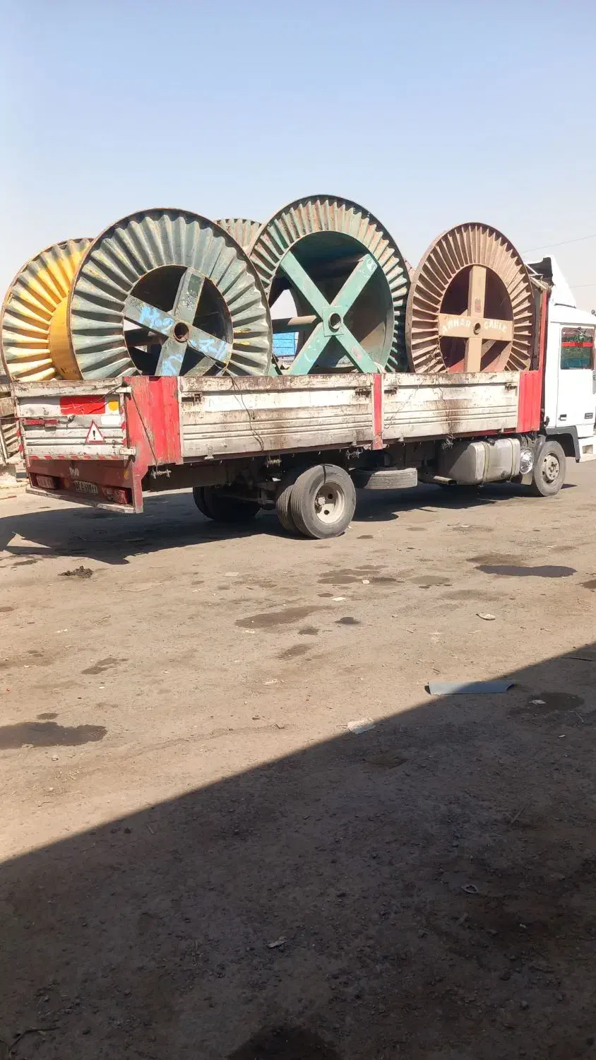 قرقره فلزی چوبی کابل|عمده‌فروشی|تهران, بروجردی|دیوار