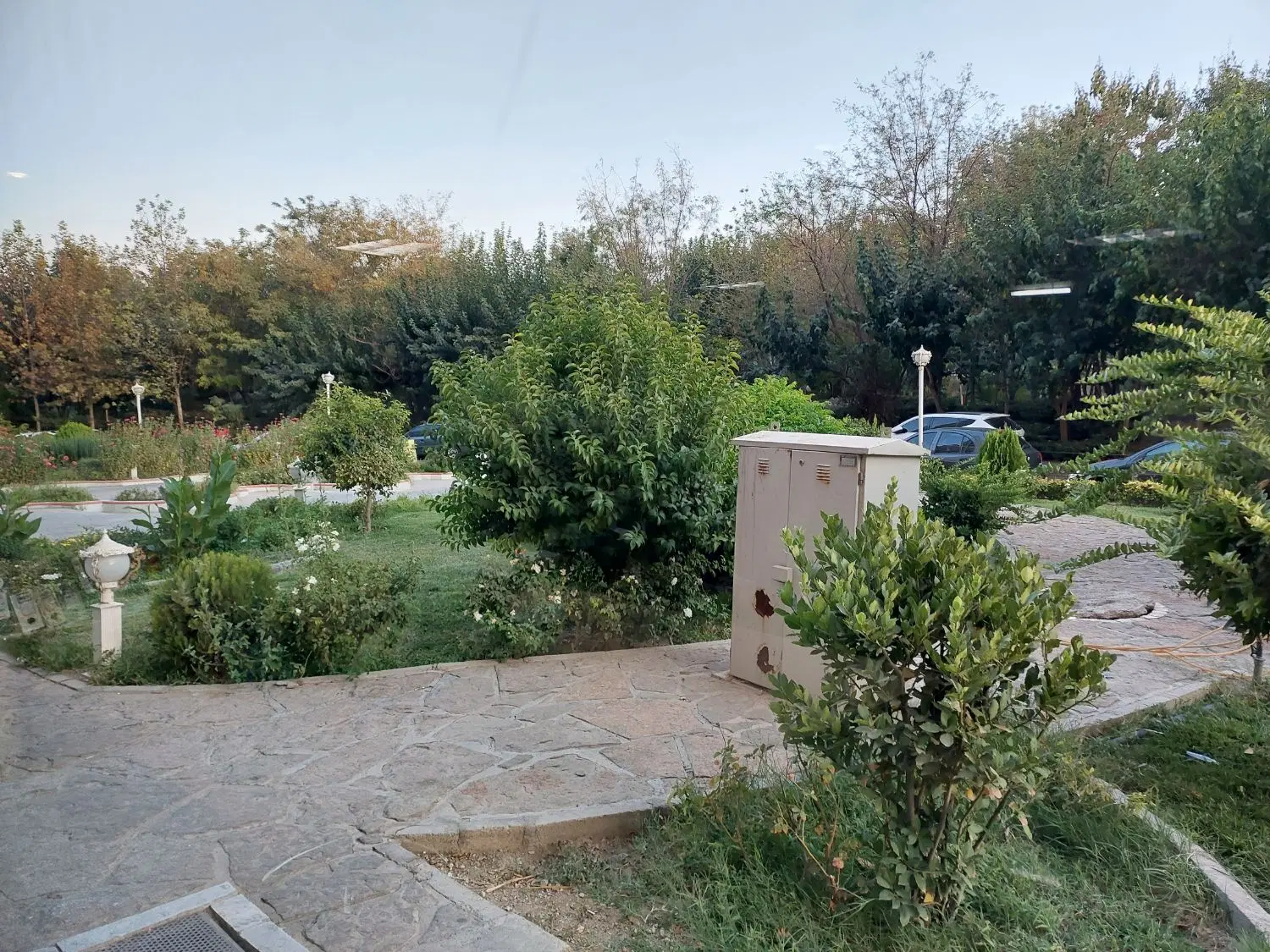 ۱۱۲ متر دو خواب  /محیط مشجر/ جنب جنگل و دریاچه|اجارهٔ آپارتمان|تهران, شهرک چیتگر|دیوار