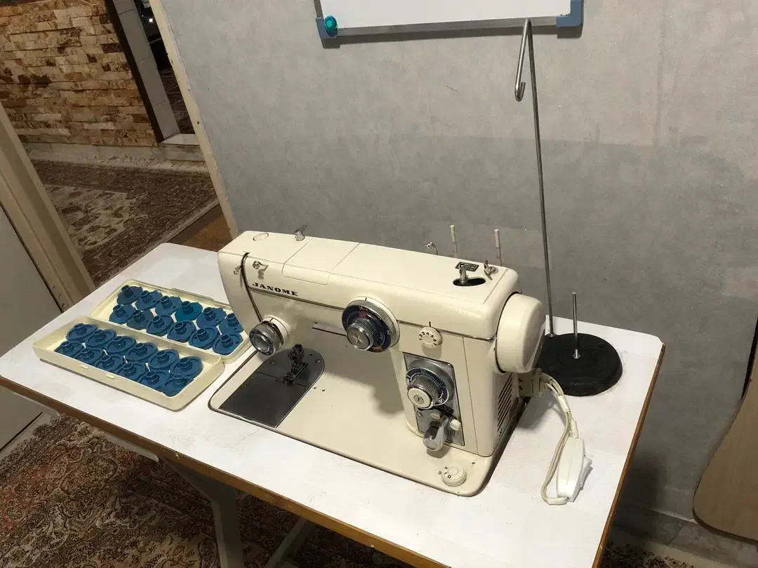 چرخ خیاطی ژانومه 801|چرخ خیاطی و ریسندگی|محمدشهر, محمدشهر|دیوار