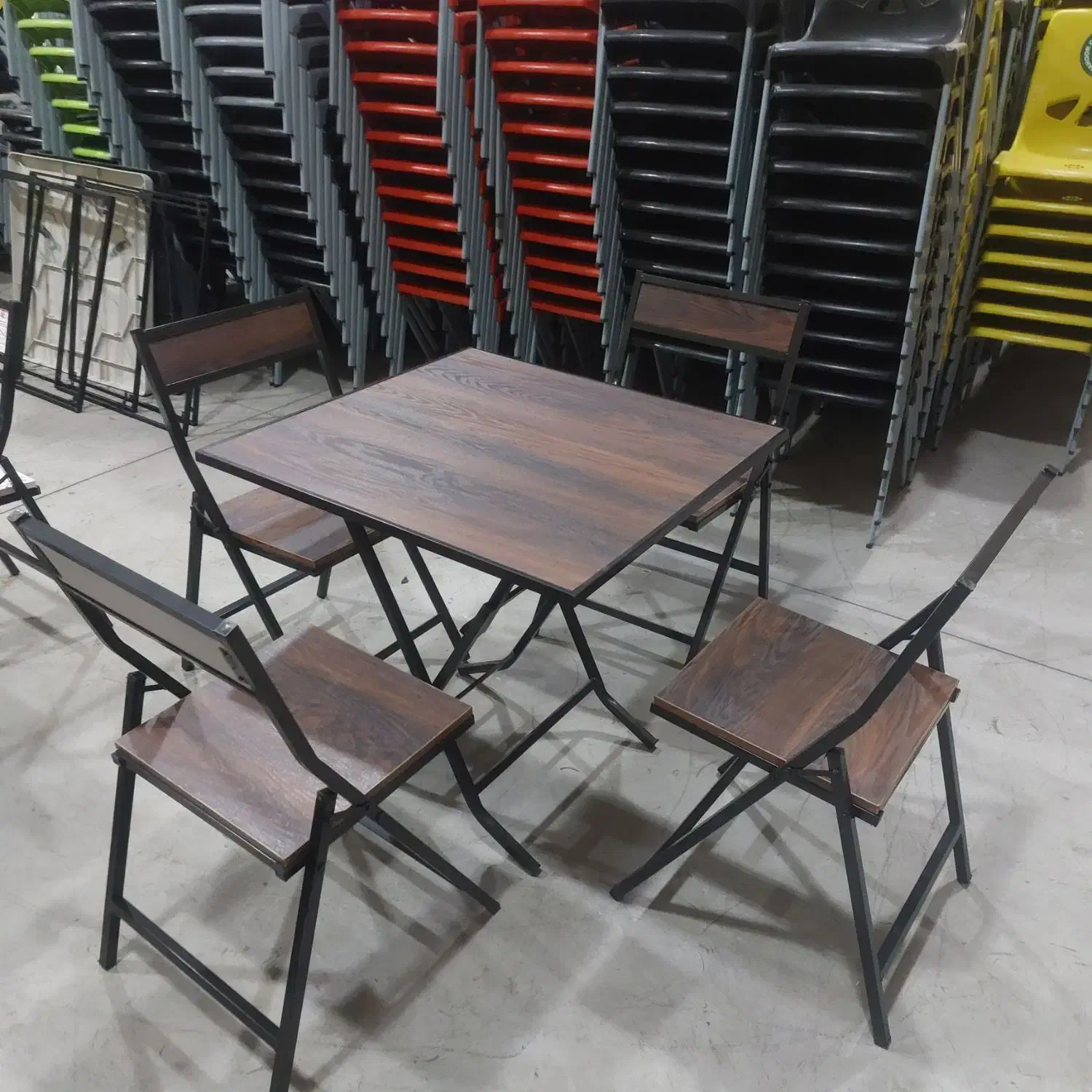 صندلی تاشو  پی وی سی،کافه ،فست‌فود، باغ،ویلا|میز و صندلی غذاخوری|تهران, طیب|دیوار