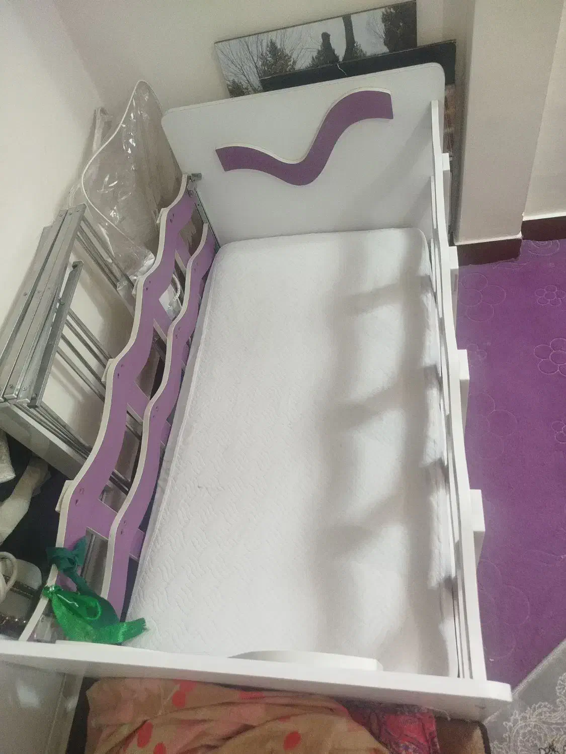 تخت خواب کودک|تخت و صندلی بچه|تهران, دژکام|دیوار