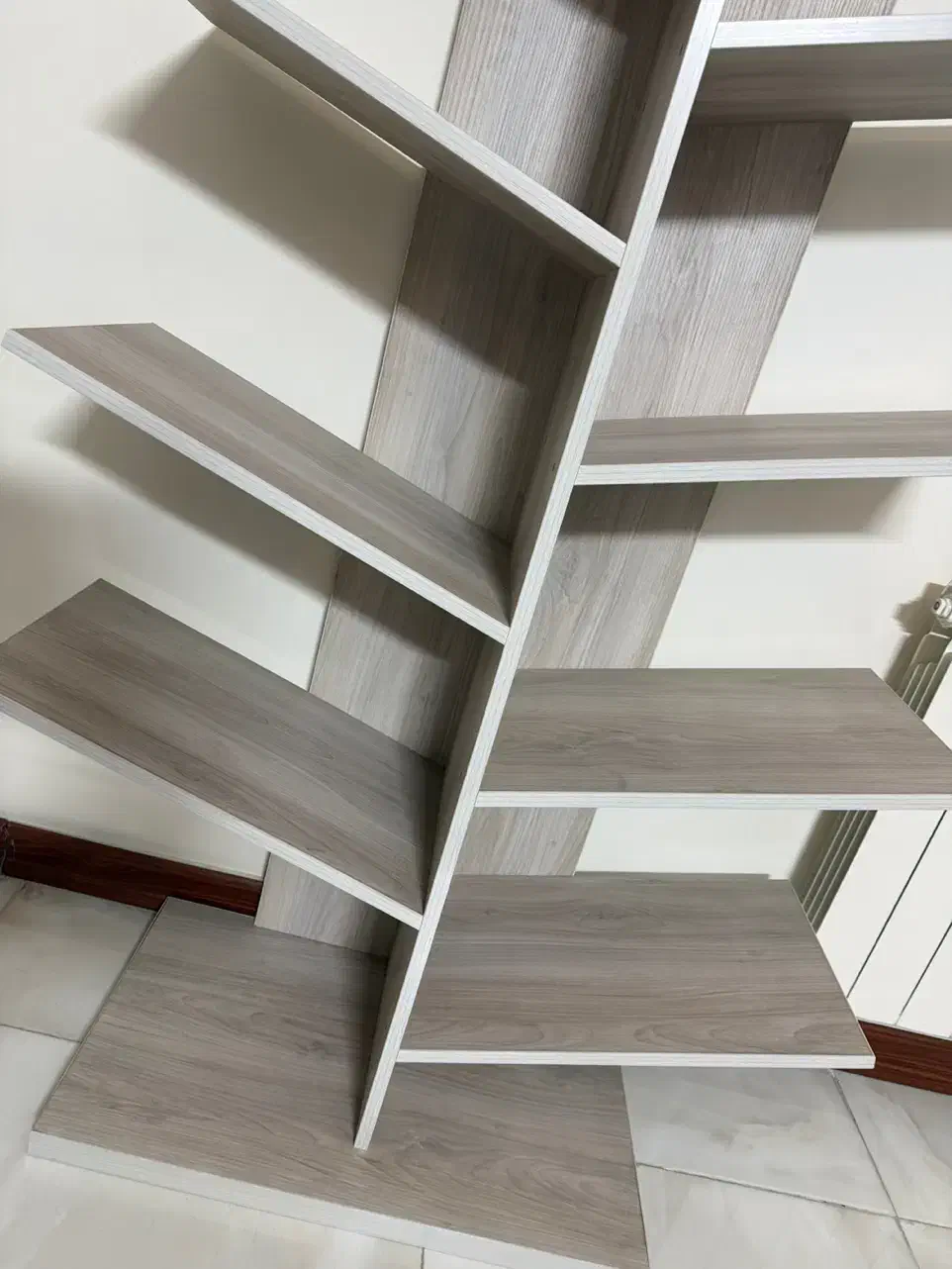 شلف در حد نو فقط ۲ میلیون فروش به علت جابه جایی|کتابخانه، شلف، قفسههای دیواری|تهران, پرستار|دیوار