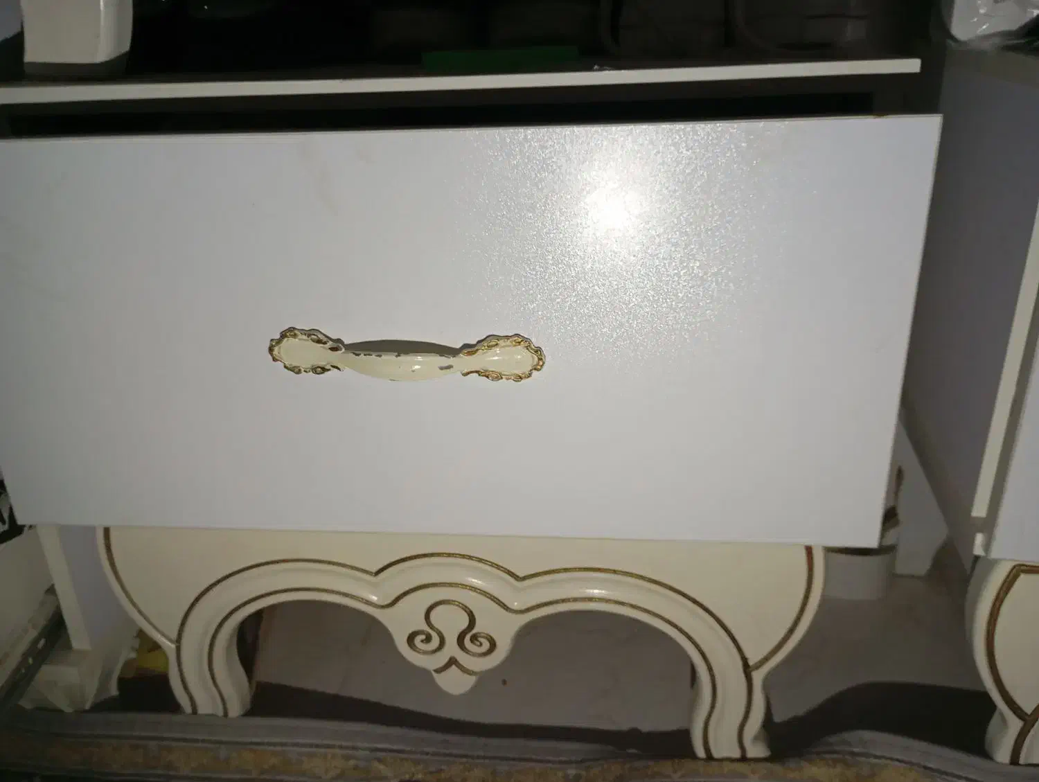 تخت|تخت و سرویس خواب|فشاپویه, |دیوار