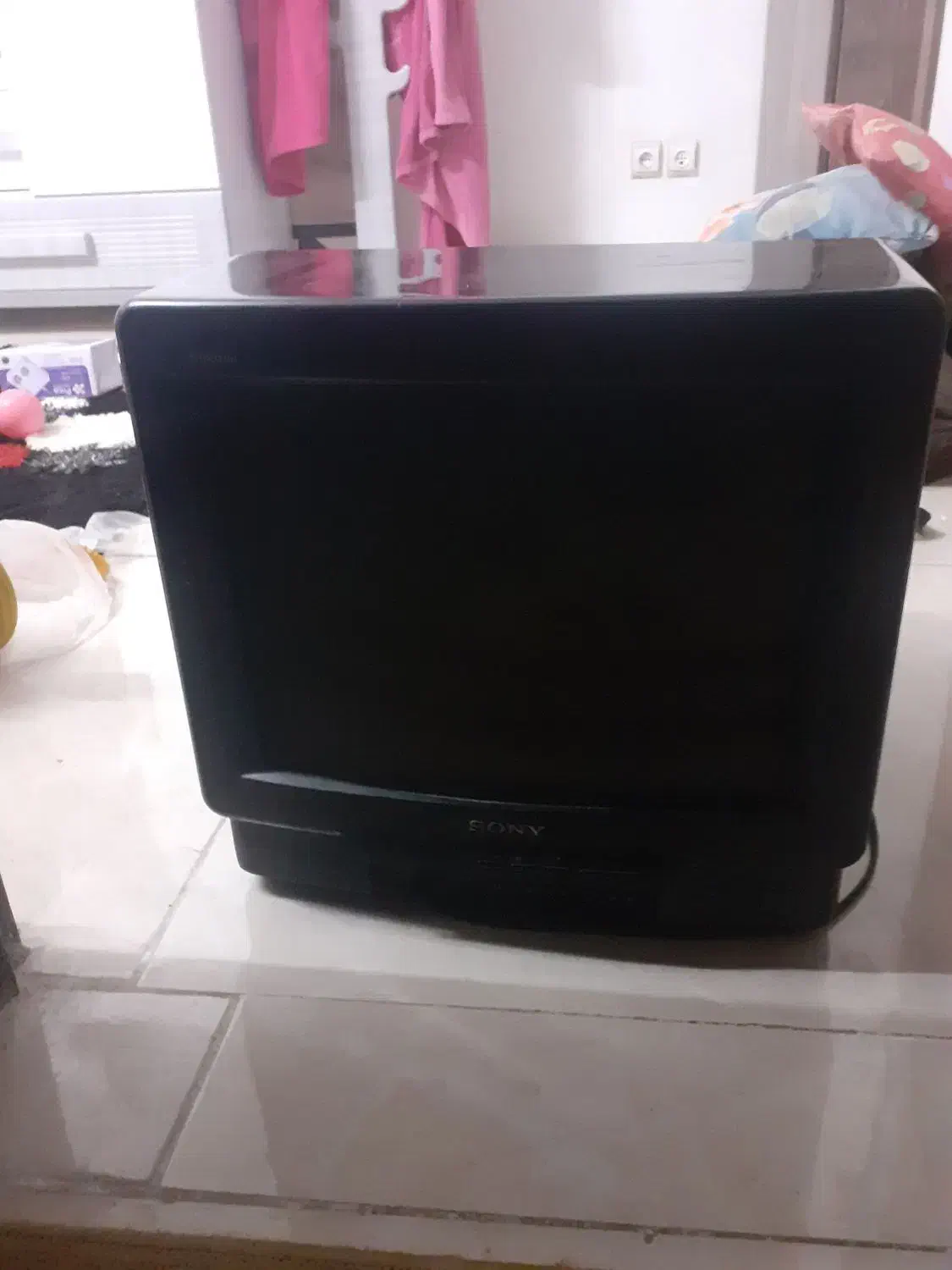 تلویزیون ۱۴اینچ سونی اصل ژاپن|تلویزیون و پروژکتور|اصفهان, شیخ اشراق|دیوار