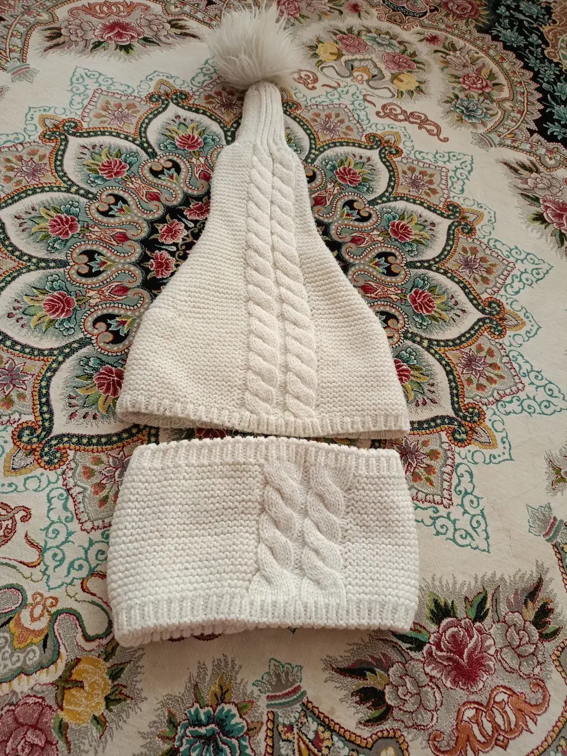 کلاه و شال گردن|کفش و لباس بچه|قوچان, |دیوار