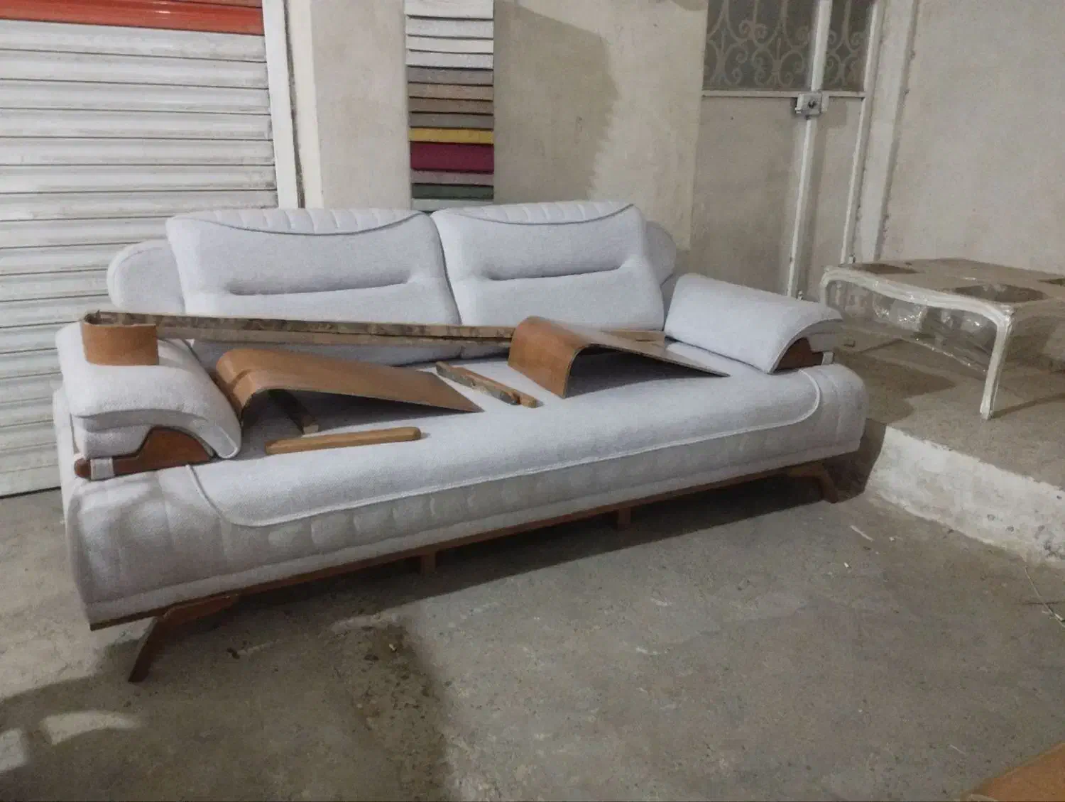 مبل فلورانس تخت شو|مبلمان خانگی و میز عسلی|اهواز, کوی ترابری|دیوار