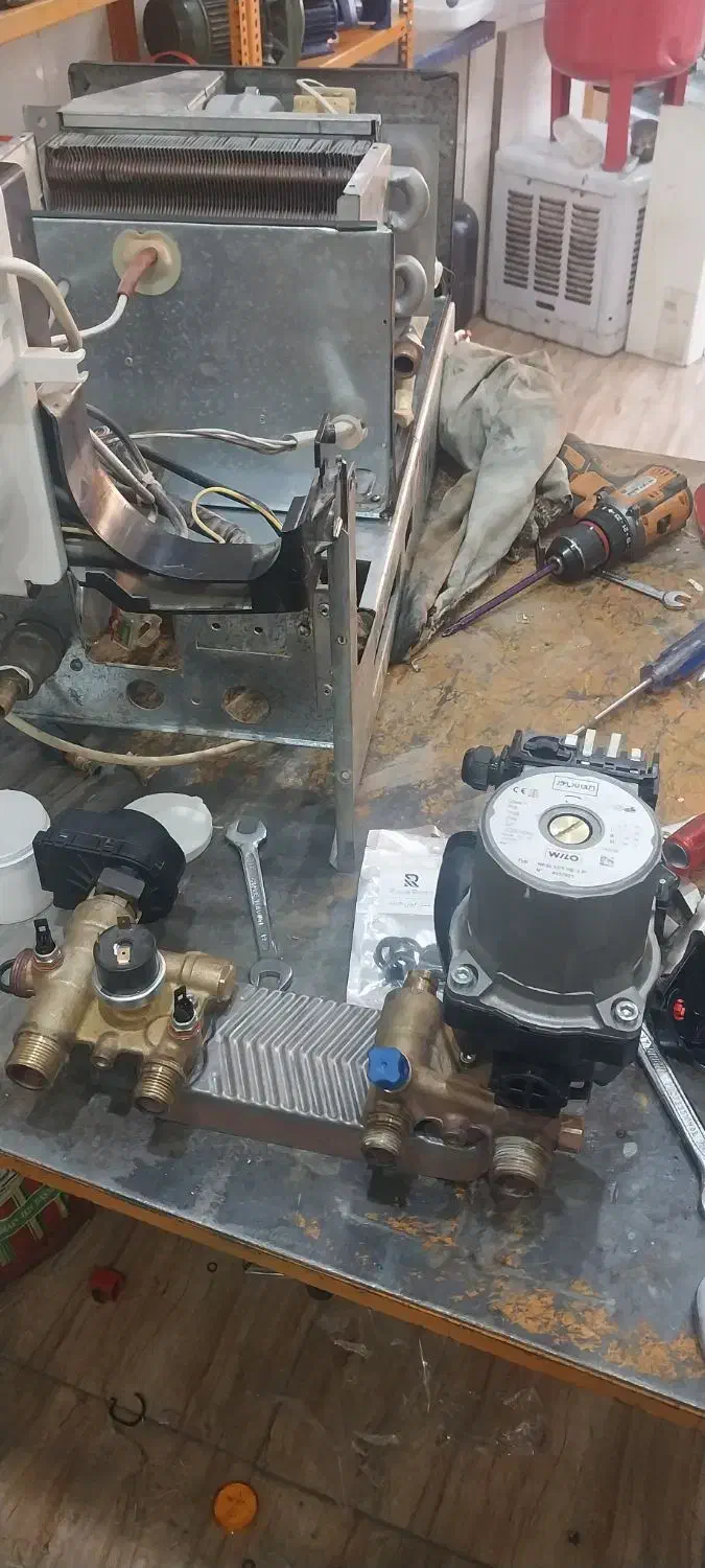 تعمیر پکیج.آبگرمکن.پمپ آب.اسیدشویی لوله های آب گرم|خدمات پیشه و مهارت|اصفهان, ملکشهر|دیوار