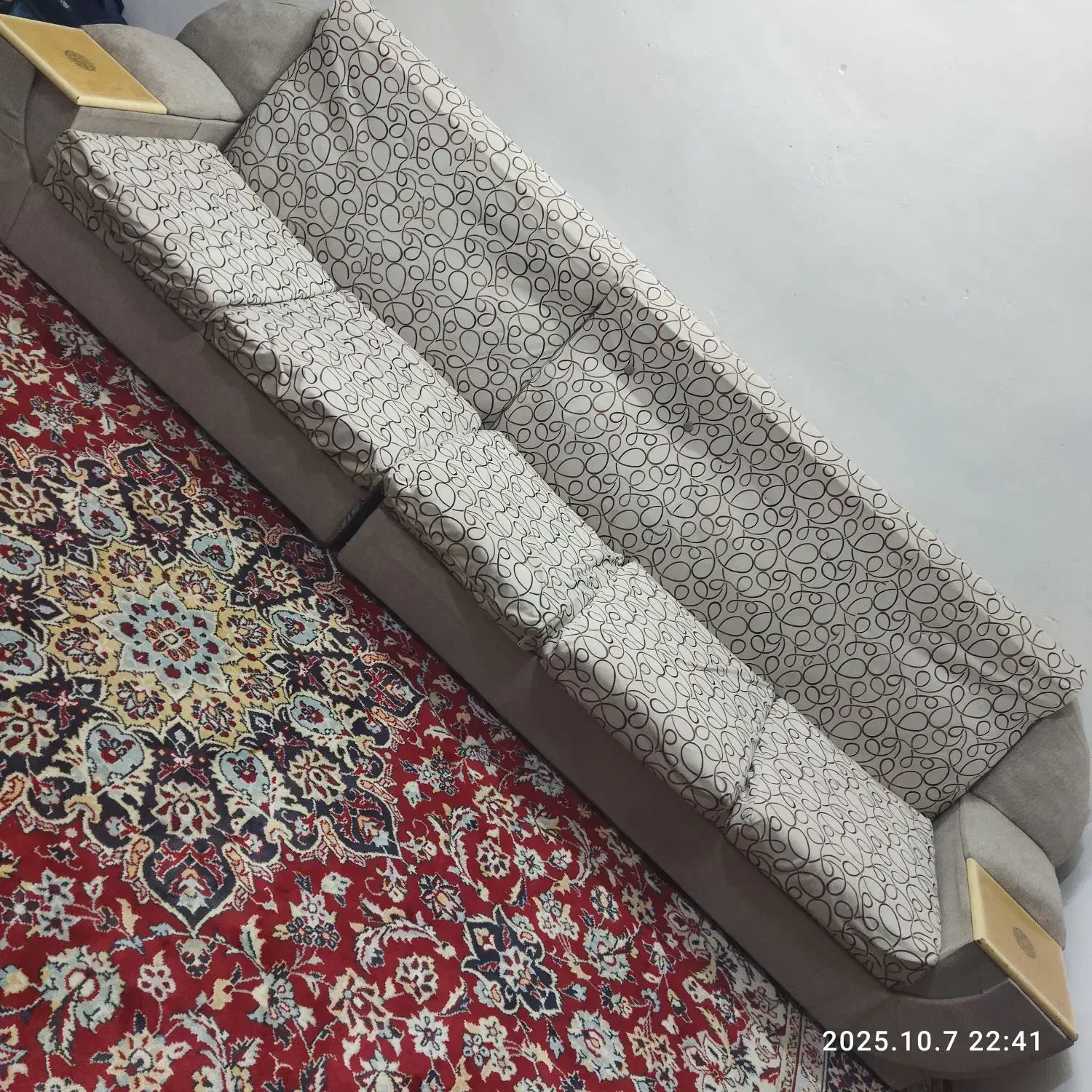 مبل ۵نفره|مبلمان خانگی و میز عسلی|قائم‌شهر, |دیوار