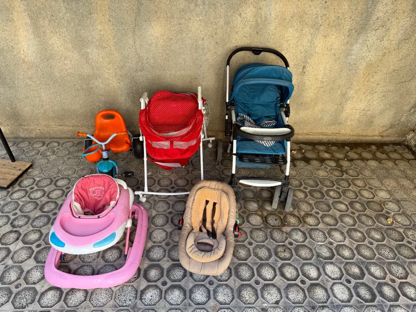 فروش کالسکه کریّر سه چرخه گهواره|اسباب و اثاث بچه|ملایر, |دیوار