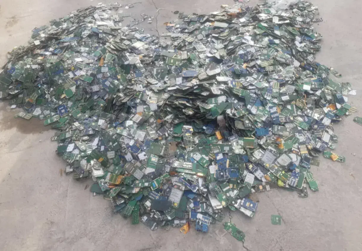 فروش خریدار برد خریدار گوشی قدیمی خراب|لوازم جانبی موبایل و تبلت|شیراز, فضلآباد|دیوار