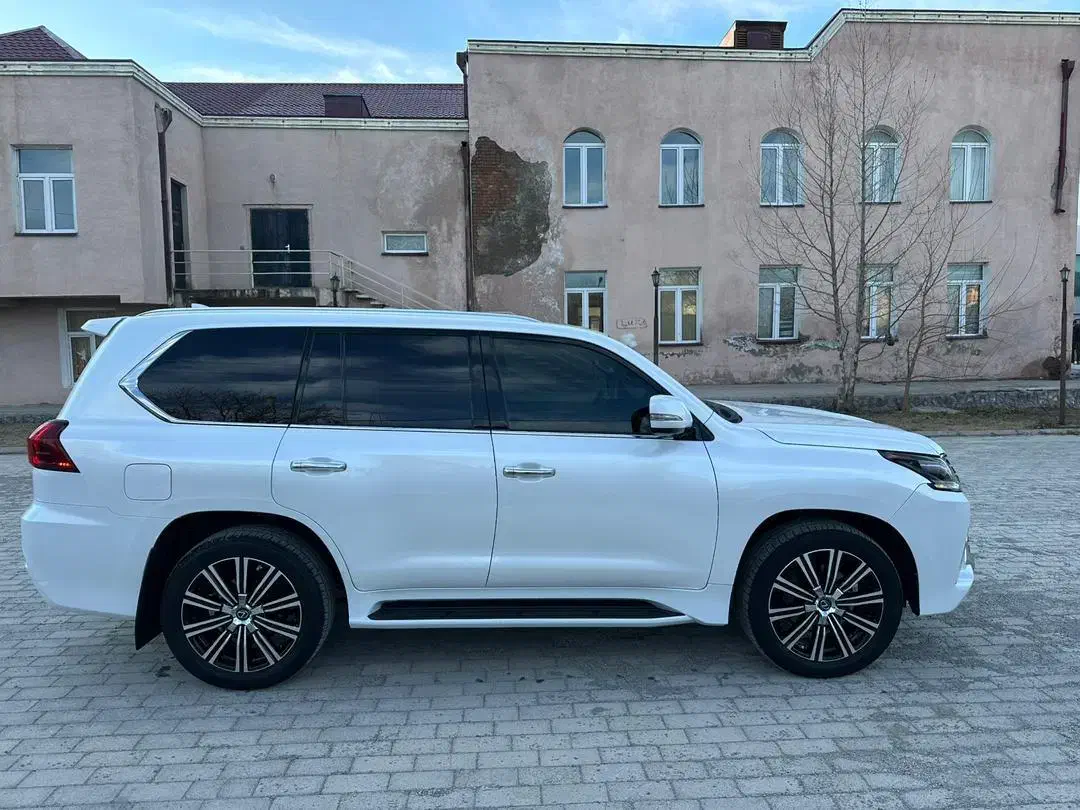 گذرموقت lx 570 /سند و‌کارت به نام/۱ سال ترددرایگان|خودرو سواری و وانت|تهران, جردن|دیوار