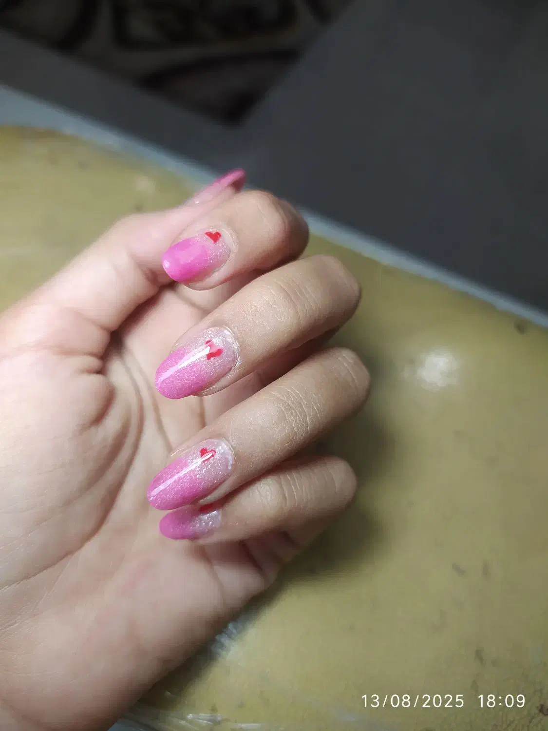 خدمات ناخن زیر 270|خدمات آرایشگری و زیبایی|آران و بیدگل, |دیوار