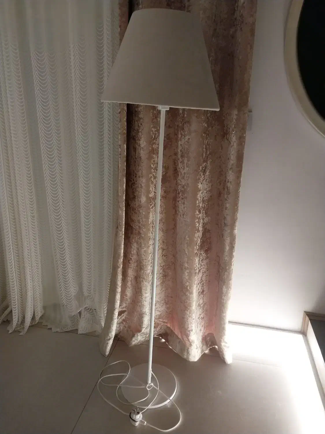 آباژور  برند ایکیا|چراغ خواب و آباژور|کیش, |دیوار