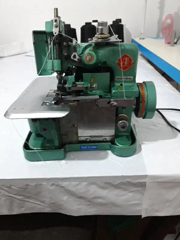 سردوز امرو|چرخ خیاطی و ریسندگی|بروجرد, |دیوار