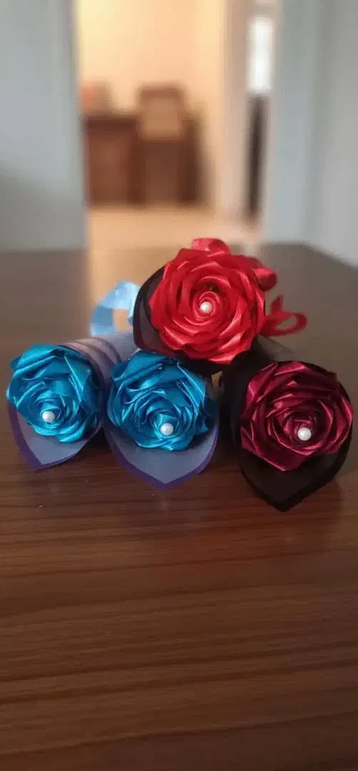 گل های روبانی|گل مصنوعی|چمران, |دیوار