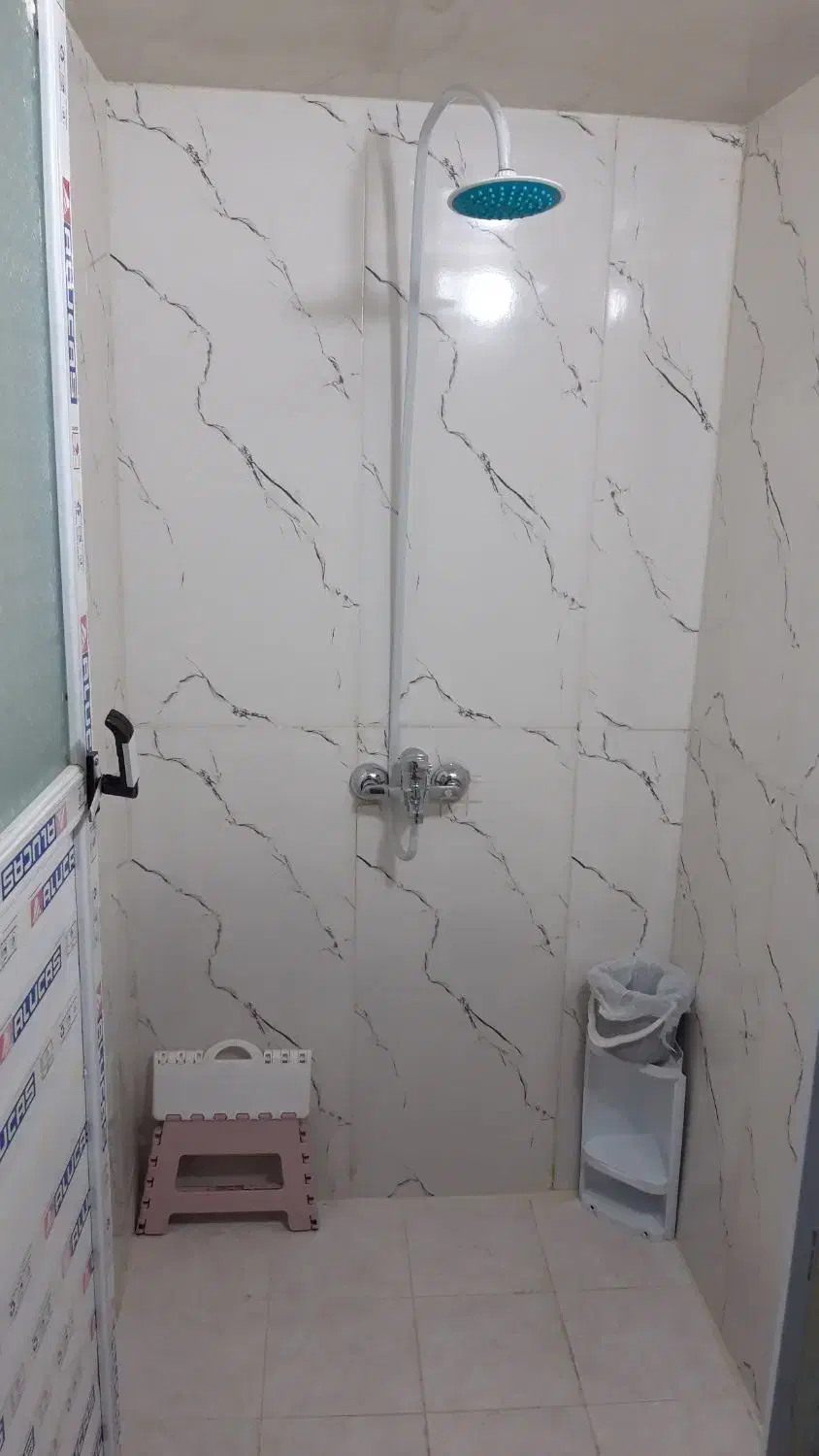 سوئیت وسط شهر برای مسافرین عزیز.خیلی خیلی تمیز|اجارهٔ کوتاه‌مدت آپارتمان و سوئیت|ملایر, |دیوار