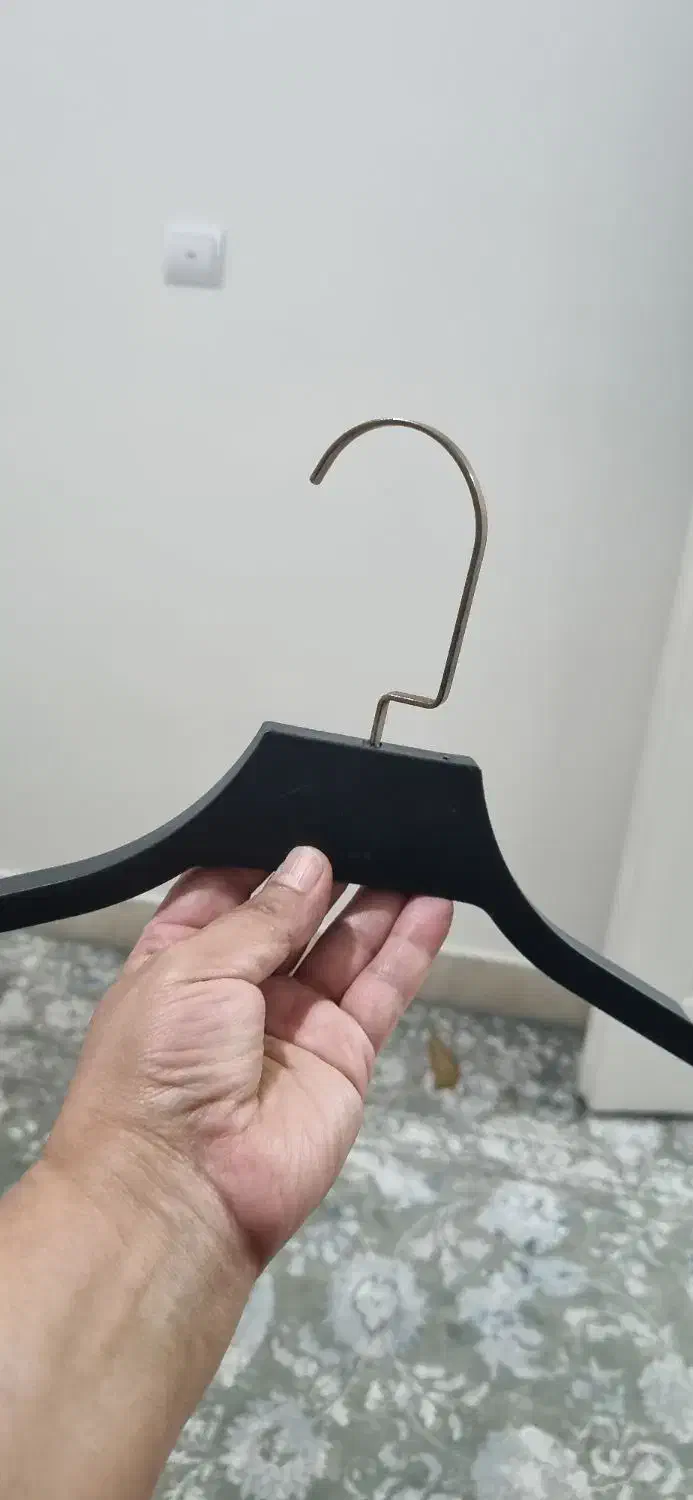 چوبکار لباس و شلوار،لامپ سقفی روکار|فروشگاه و مغازه|تهران, والفجر (افسریه)|دیوار