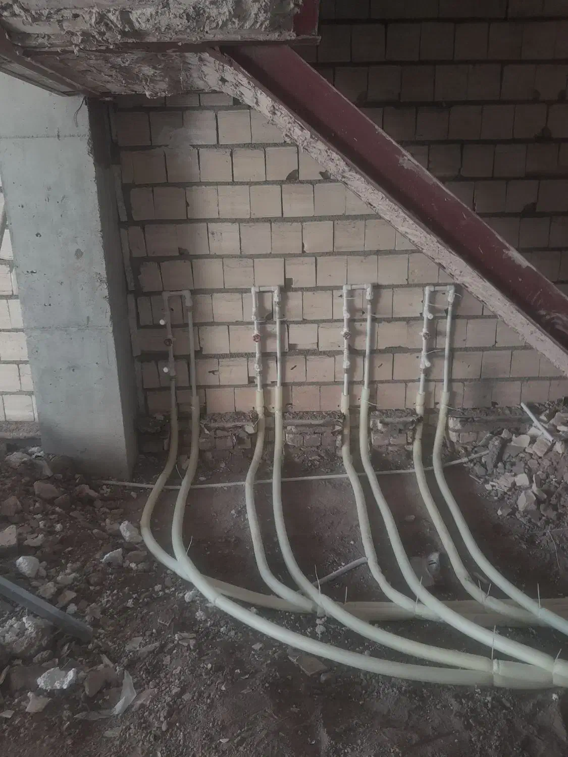 شاگرد لوله کشی آب و فاضلاب|استخدام معماری، عمران و ساختمانی|قم, باجک دو|دیوار