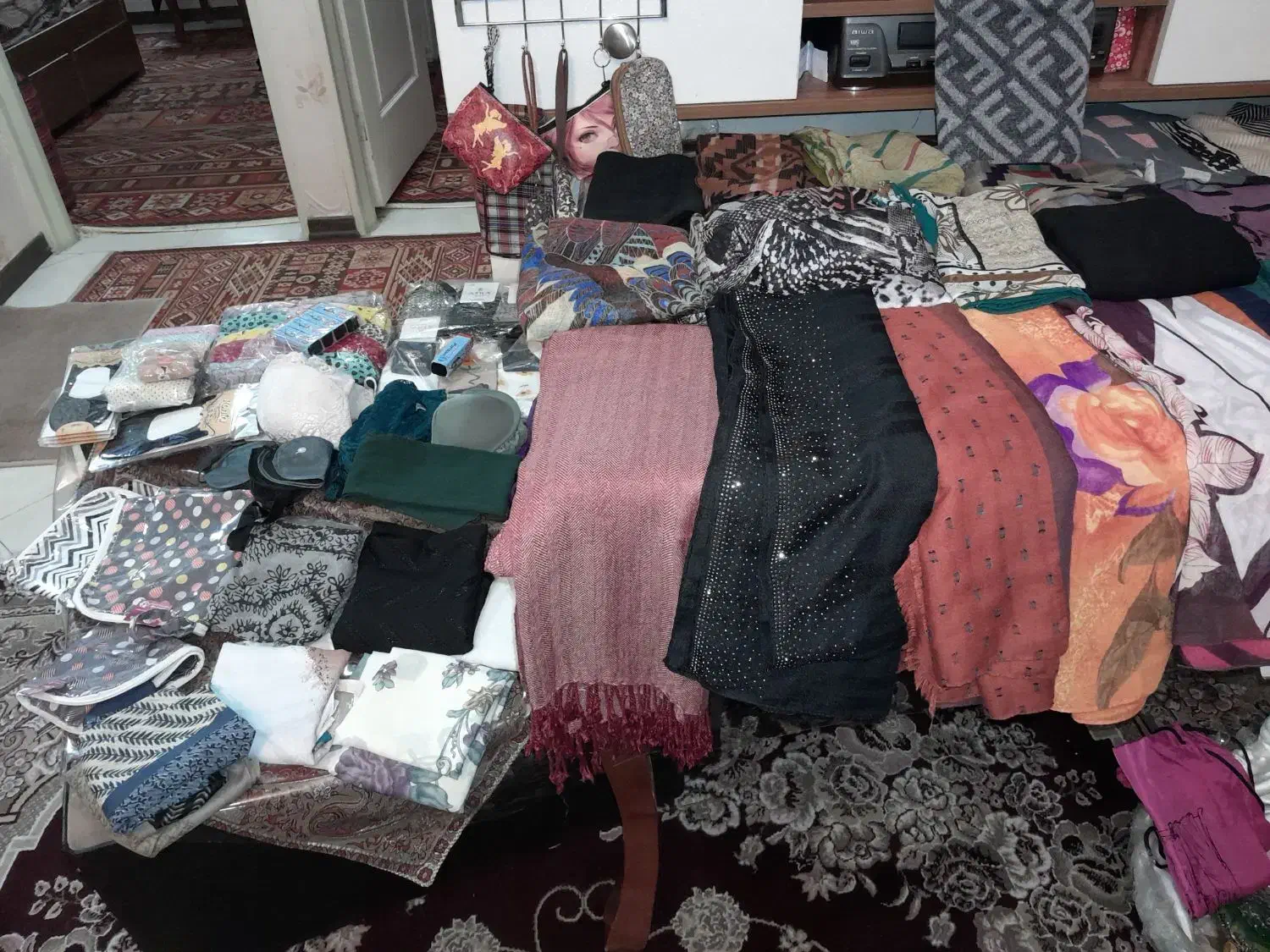 لباس کیف وبدلیجات و شال وروسری|لباس|آسارا, |دیوار