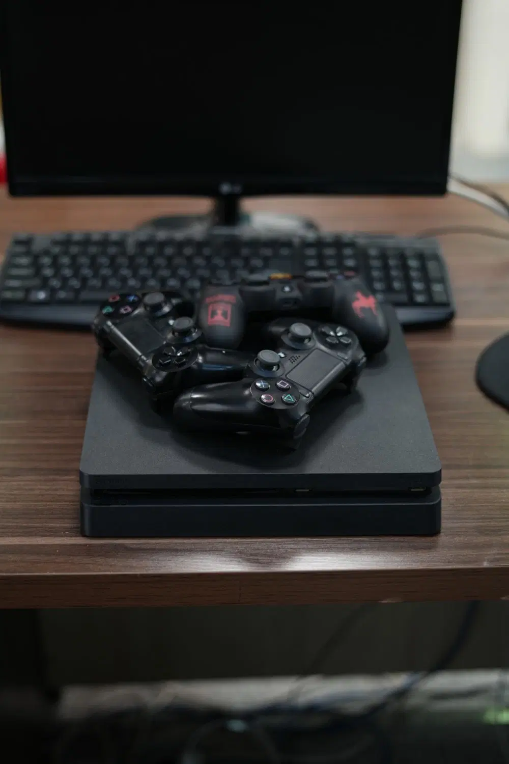 PS4 slim 1T|کنسول، بازی ویدئویی و آنلاین|تنکابن, |دیوار