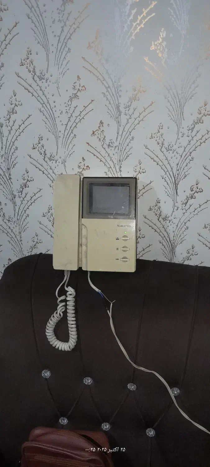 یک دستگاه آیفون تصویری بدون پنل بیرونی|صوتی و تصویری|صومعهسرا, |دیوار