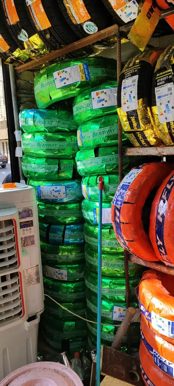 لاستیک سایز13تا20 زیرقیمت بازار ایرانی و چکی ندارم|قطعات یدکی و لوازم جانبی|قم, شهید صیاد شیرازی|دیوار