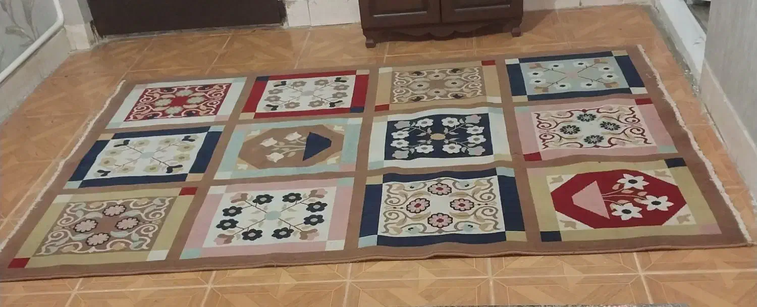 فرش ۴ متری ابریشم|فرش|قدس, شهرقدس|دیوار