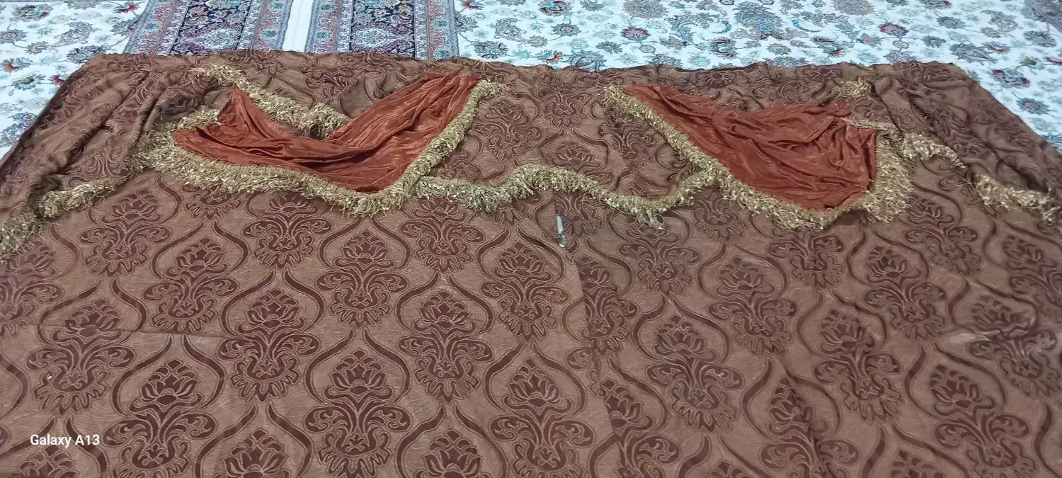 پرده|پرده، رانر، رومیزی|آبپخش, |دیوار