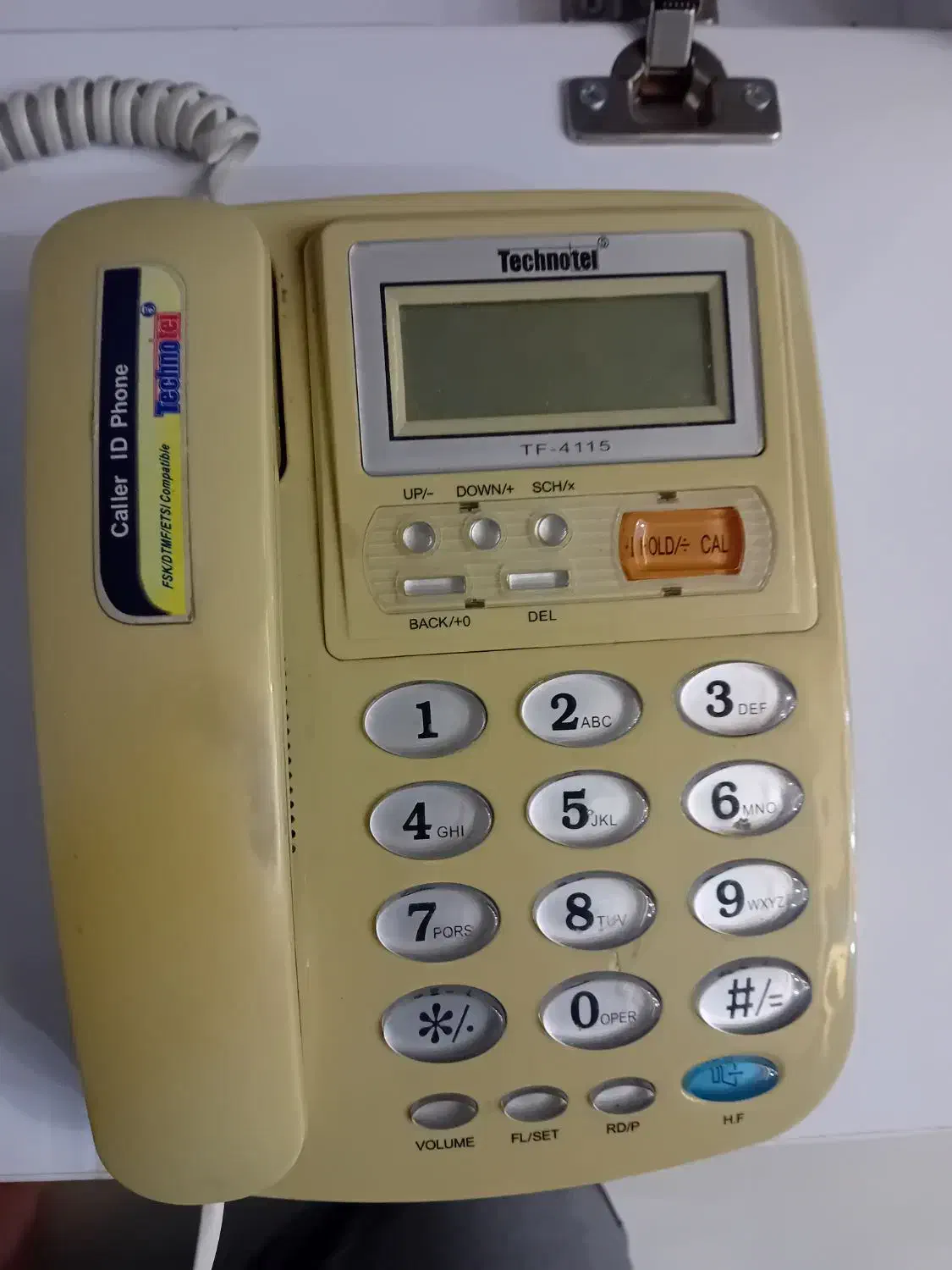 تلفن رو میزی سالم|تلفن رومیزی|نجفآباد, مولوی شمالی|دیوار